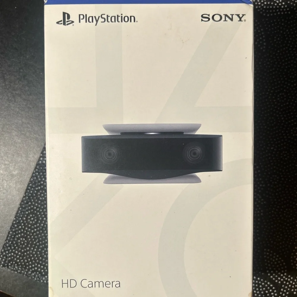 Sony HD Camera in Black and White - Picture 1 of 2